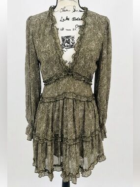 Ruffled V‑Neck Tiered Long‑Sleeve Dress in GREEN AND TAN Pattern